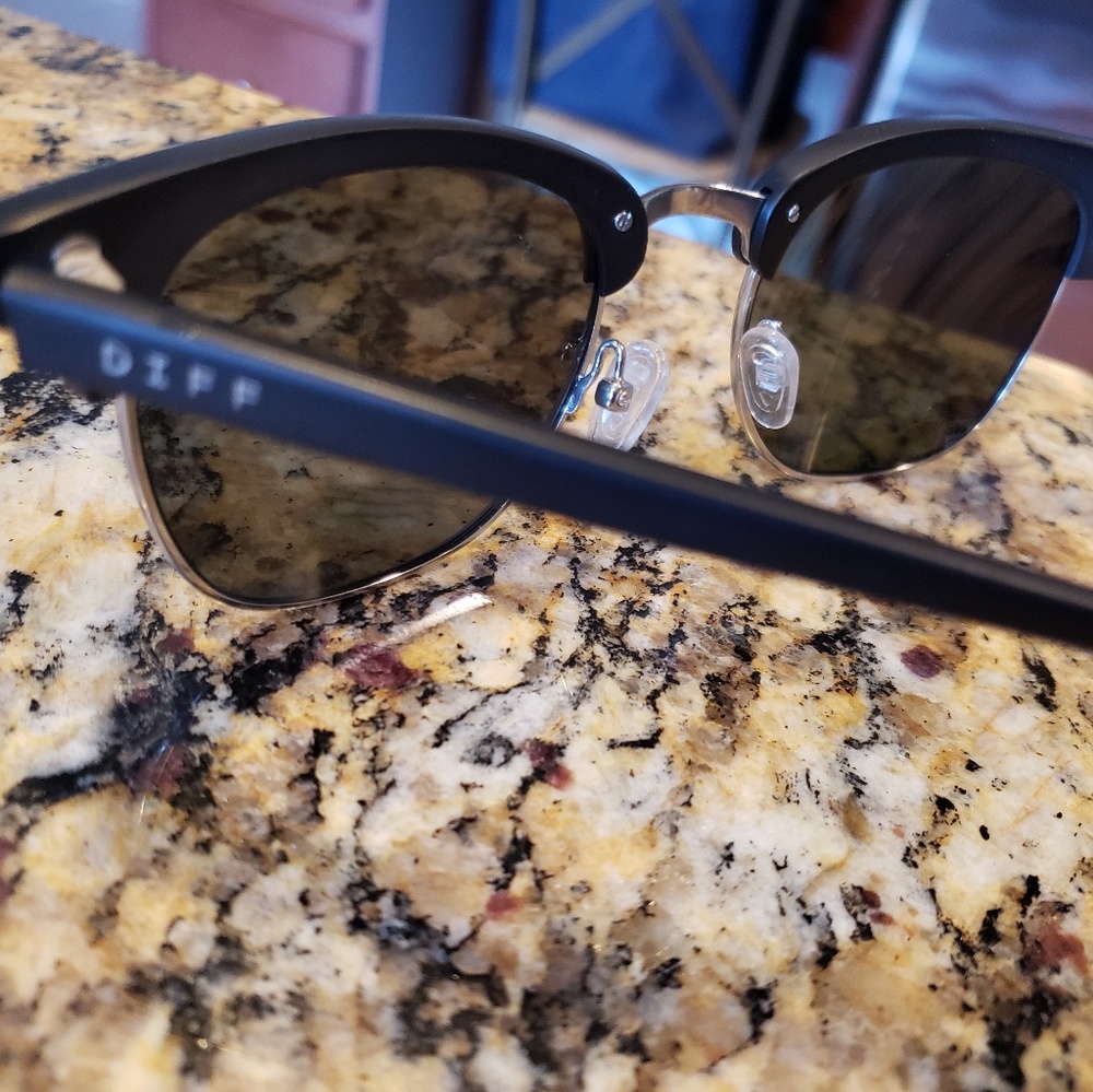 Diff Sunglasses - image 2